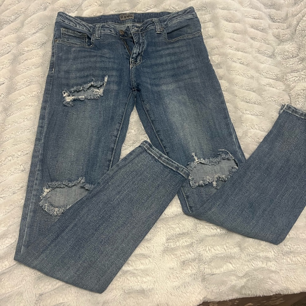 Buckle Black Distressed Skinny Jeans 32x34